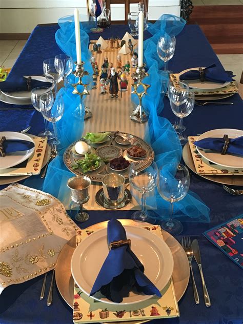 Passover Seder decorations